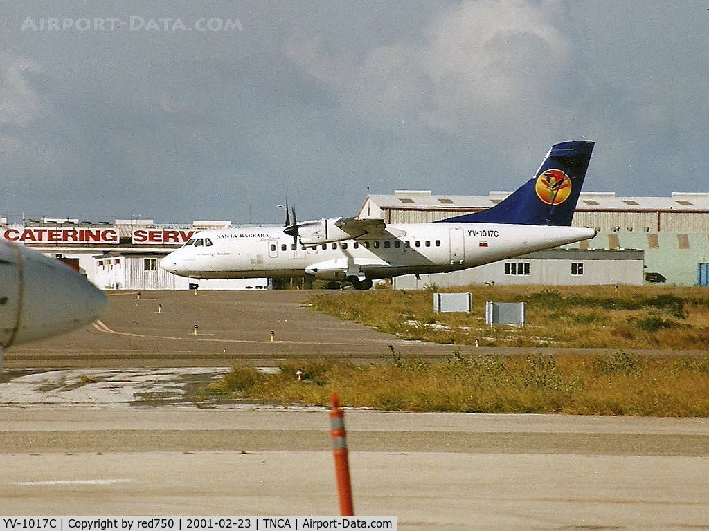 YV-1017C, 1992 ATR 42-320 C/N 300, Photograph by Edwin van Opstal with permission. Scanned from a color print.