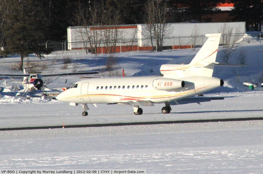 VP-BSO, Dassault Falcon 900EX C/N 144, Making a quick fuel stop at Whitehorse.