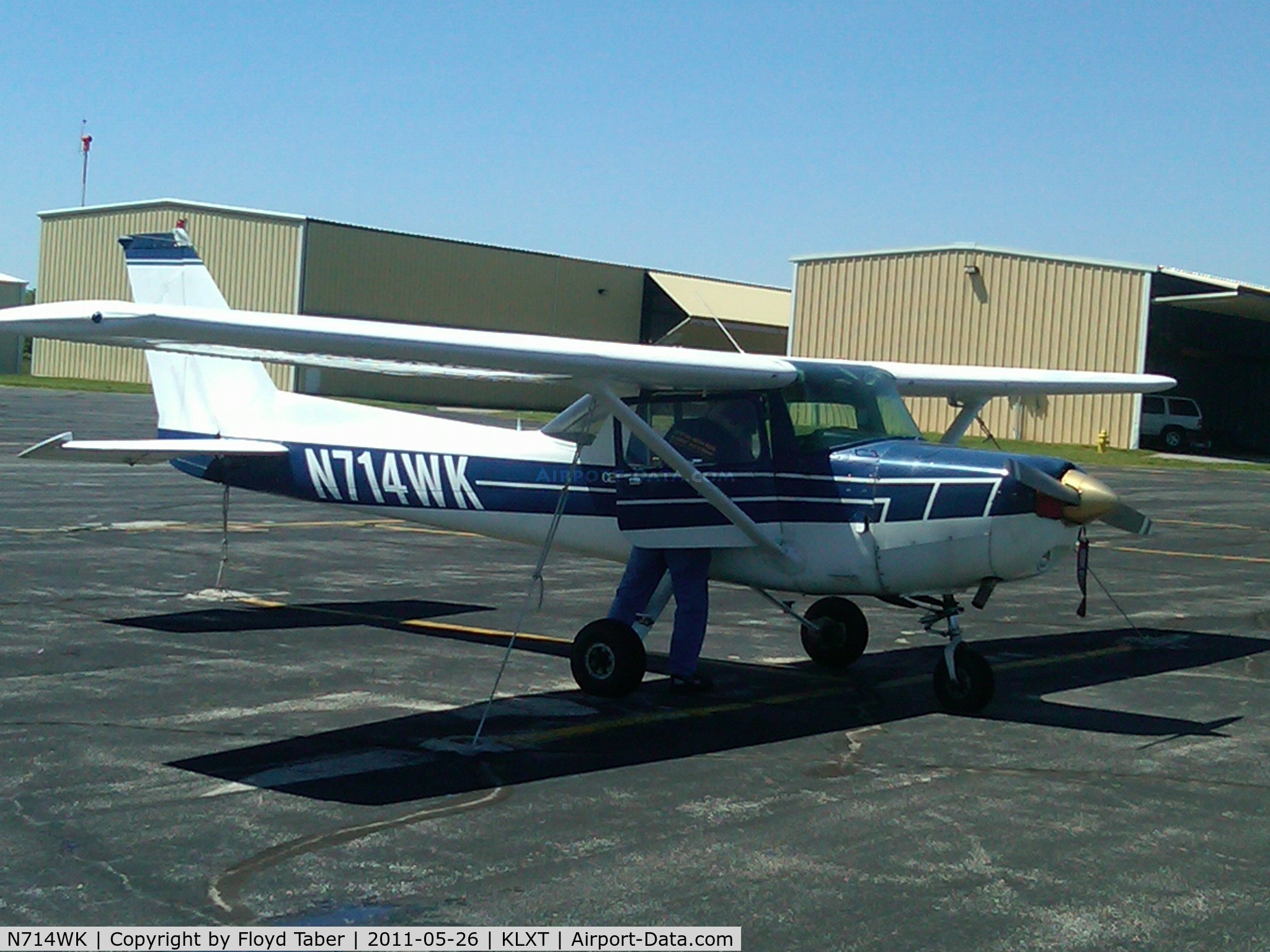 N714WK, 1977 Cessna 152 C/N 15279488, Student getting ready to go fly