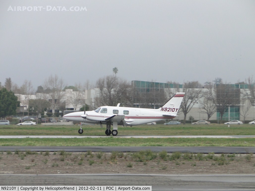 N9210Y, 1983 Piper PA-31P-350 Mojave C/N 31P-8414007, Touching down on runway 26L