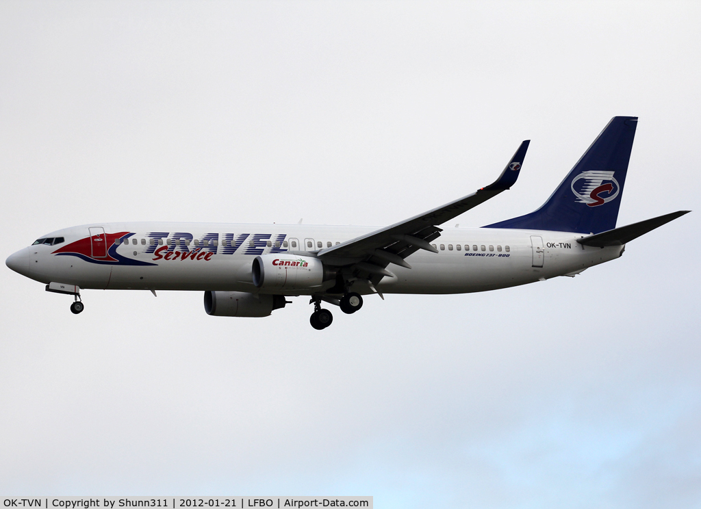 OK-TVN, 2007 Boeing 737-8BK C/N 29643, Landing rwy 32L