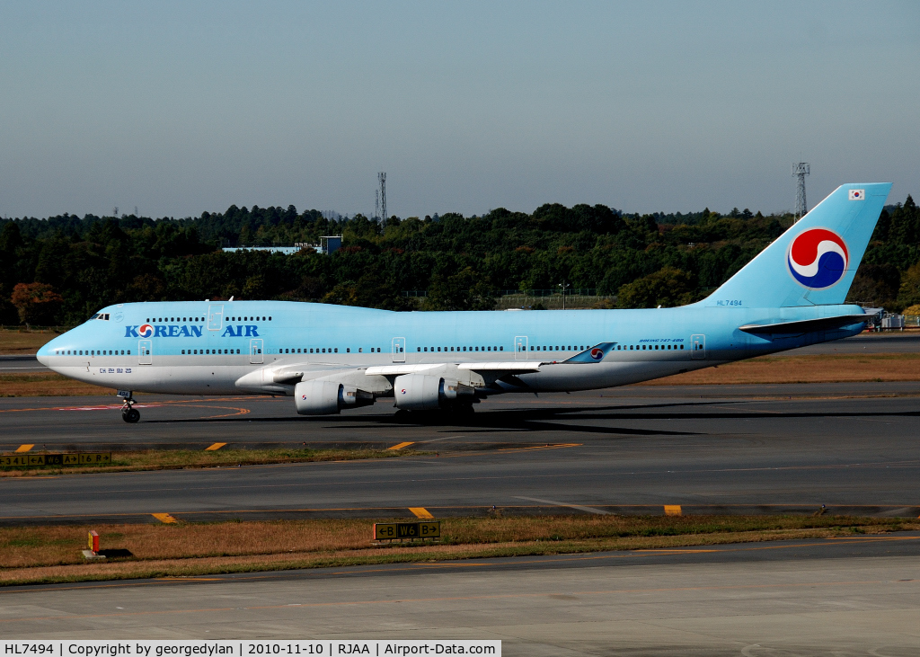 HL7494, Boeing 747-4B5 C/N 27662, beautiful day for spotting at NRT