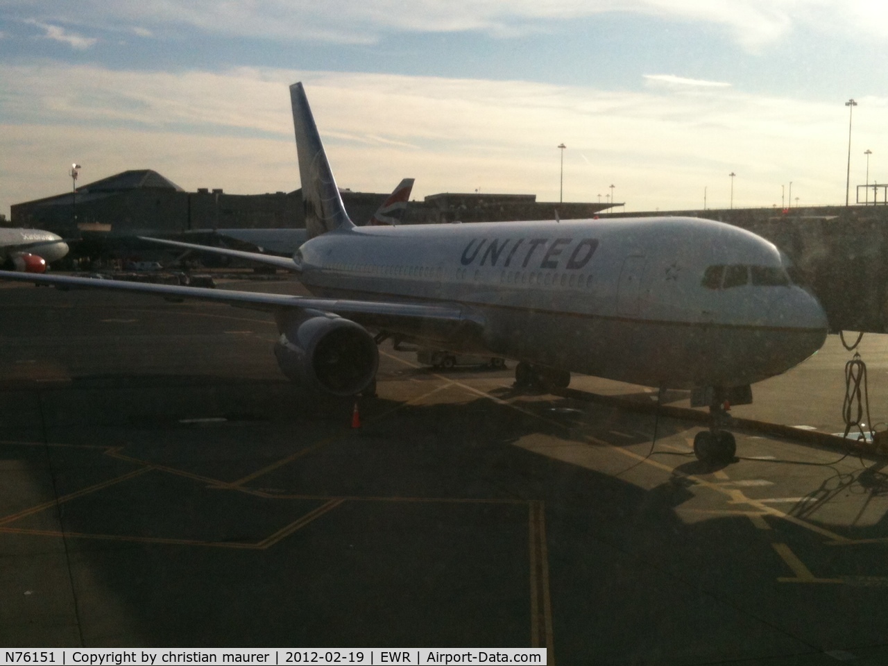 N76151, 2000 Boeing 767-224/ER C/N 30430, GOING TO europe