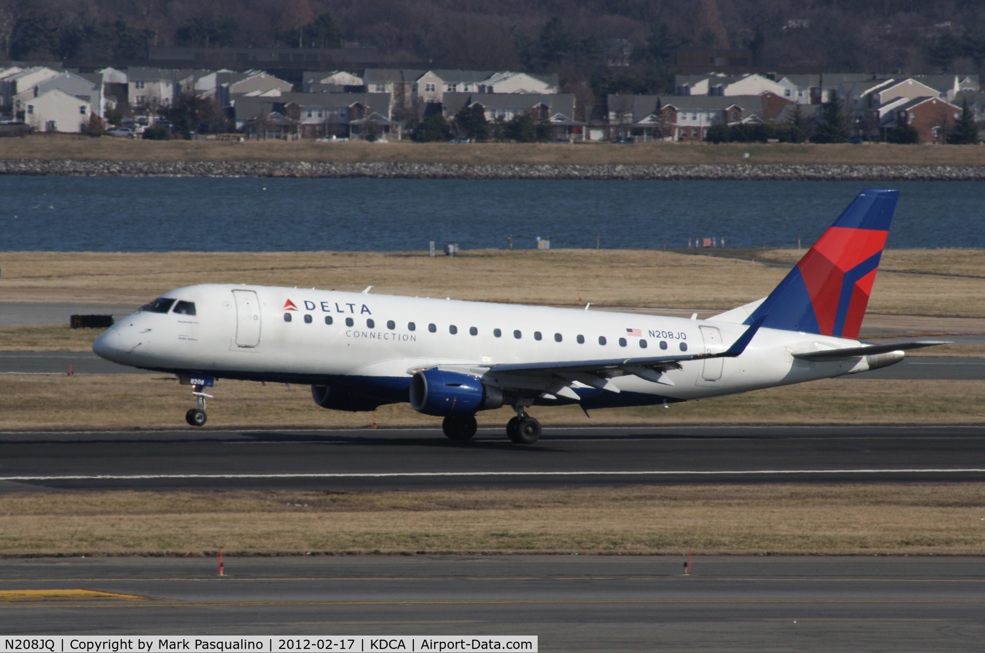 N208JQ, 2008 Embraer ERJ-170-200LR 175LR C/N 17000257, ERJ 170-200 LR