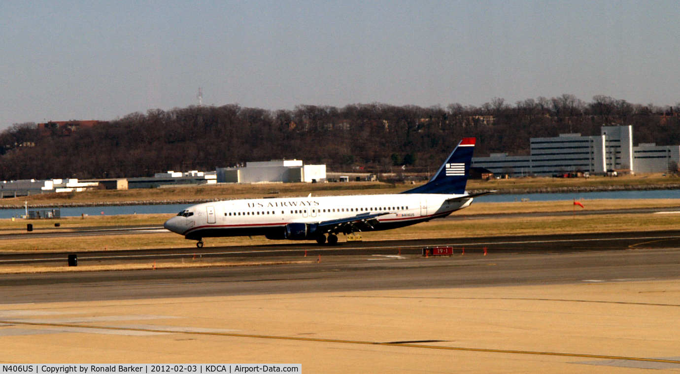 N406US, 1988 Boeing 737-401 C/N 23876, Take off DCA, VA