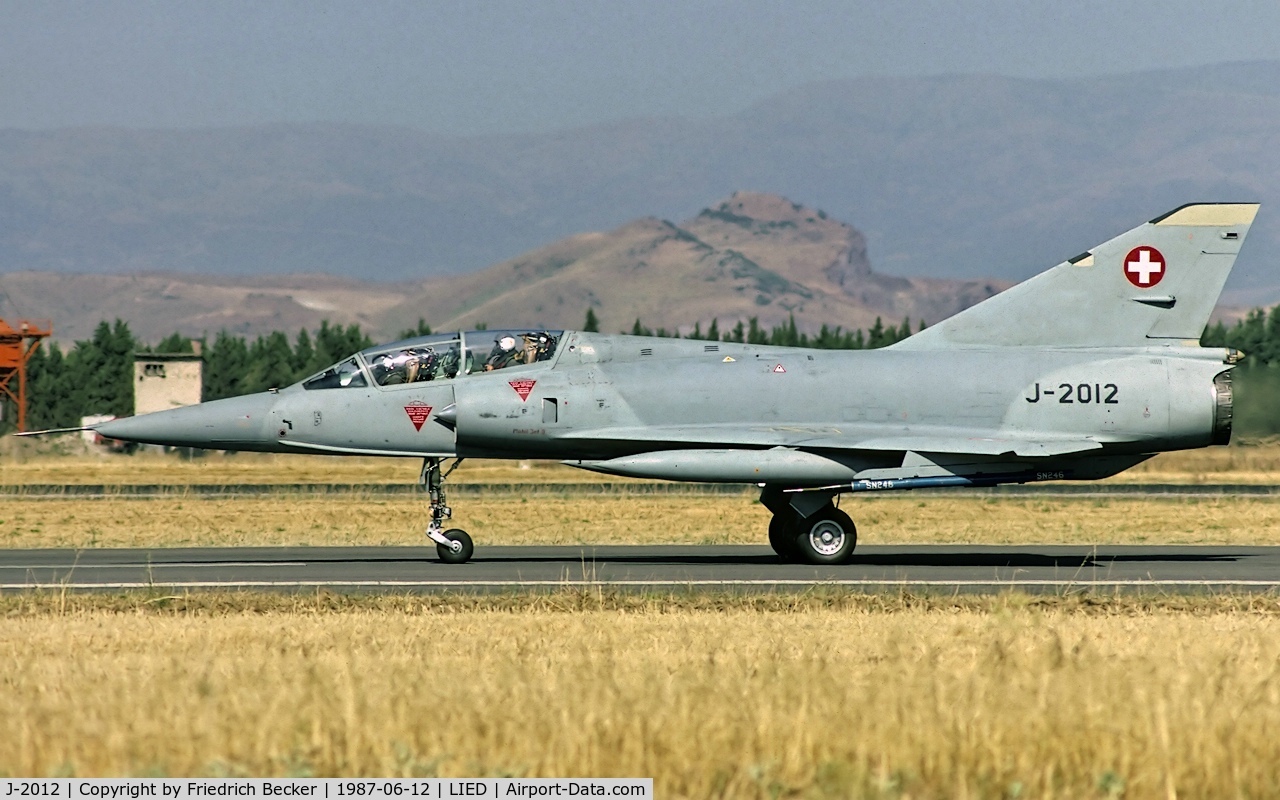 J-2012, 1982 Dassault Mirage IIIDS C/N 101/228F, taxying to the active