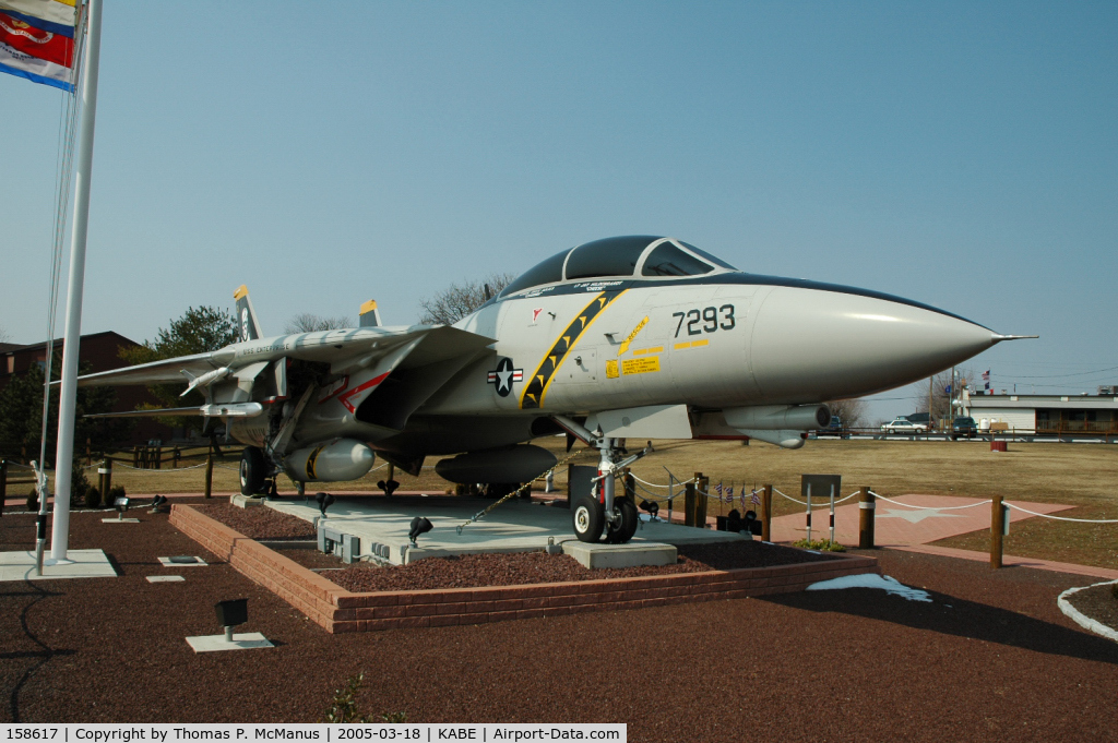 158617, Grumman F-14A Tomcat C/N 18, Restored and displaying the markings of VF-103, 