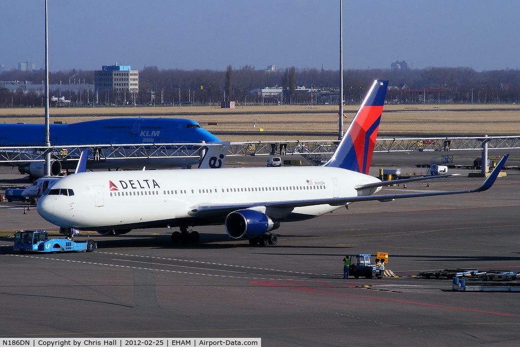 N186DN, 1995 Boeing 767-332 C/N 27962, Delta Airlines