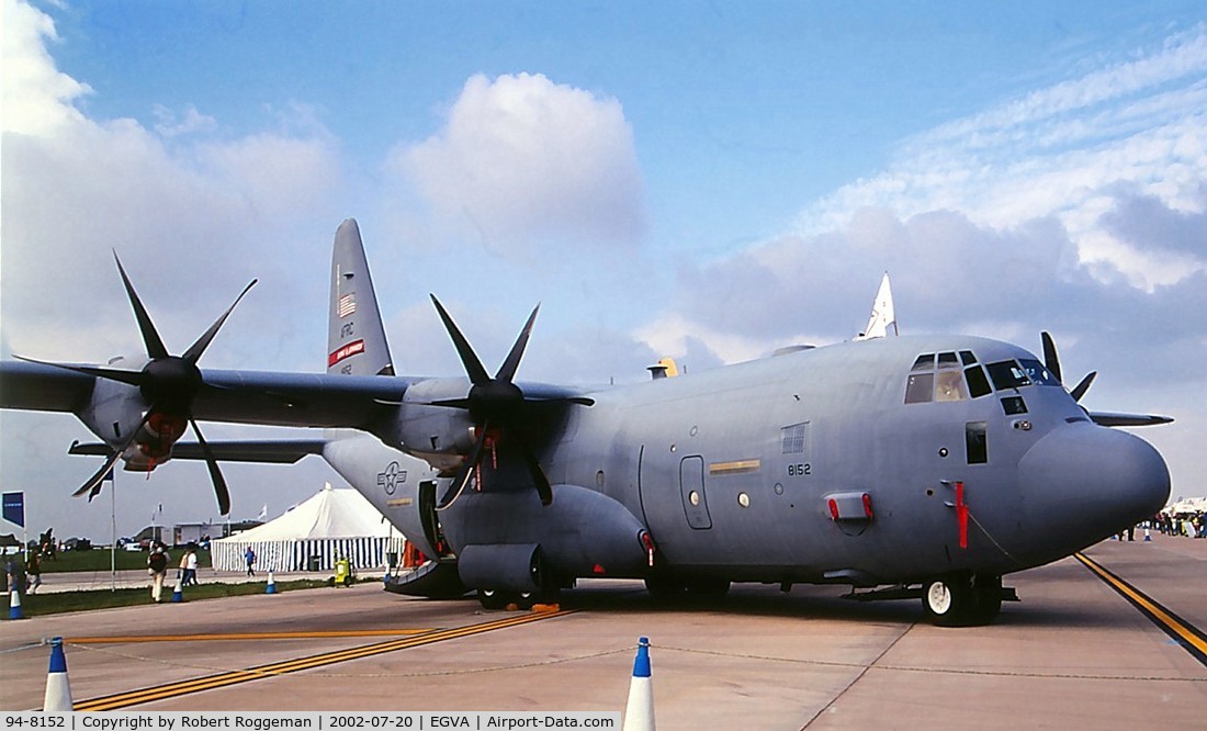 94-8152, Lockheed C-130J Hercules C/N 382-5415, FLYING JENNIES.AFRC.