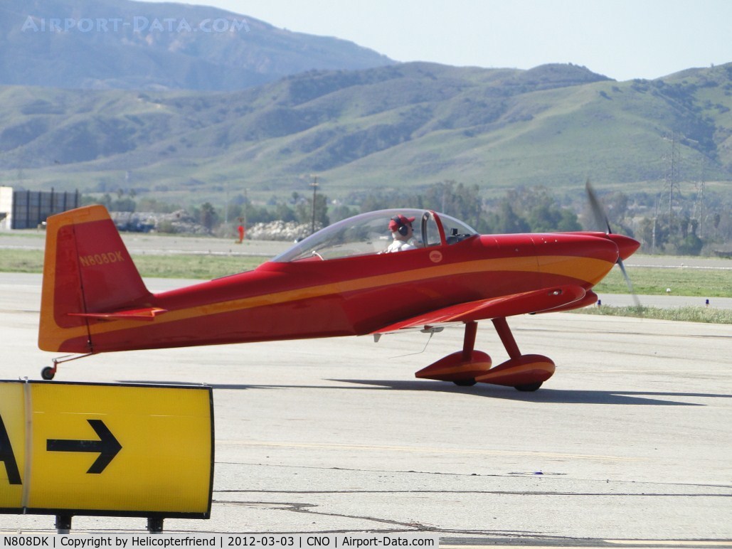 N808DK, Vans RV-8 C/N 81052, Taxiing to runway 8L to take off with two other ships (N531Pk & N670SB)