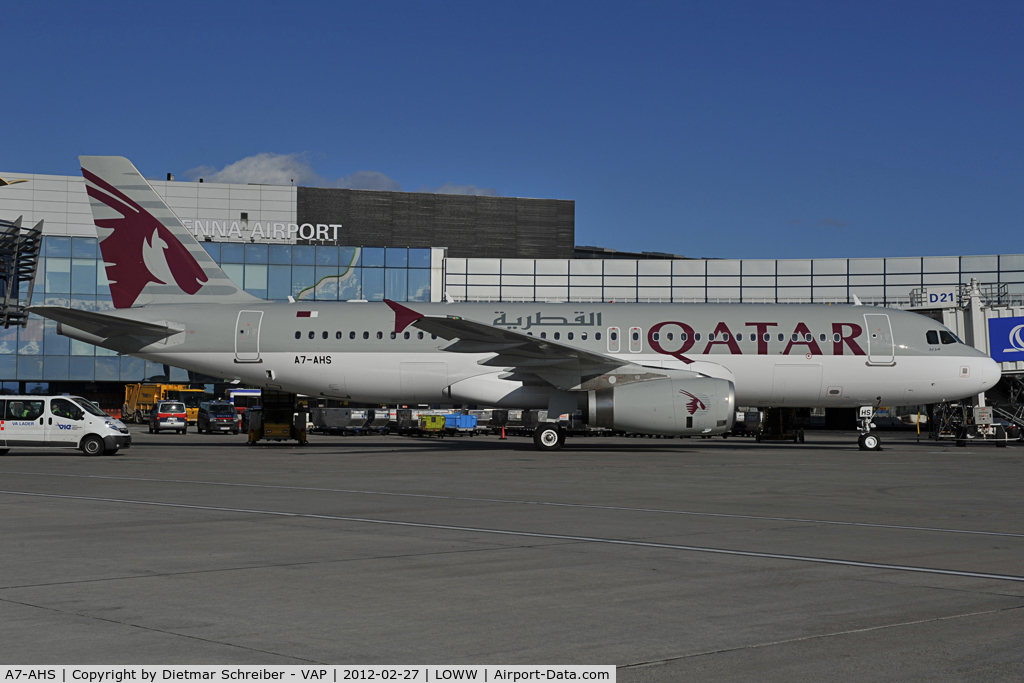 A7-AHS, 2012 Airbus A320-232 C/N 5010, Qatar Airways Airbus A320