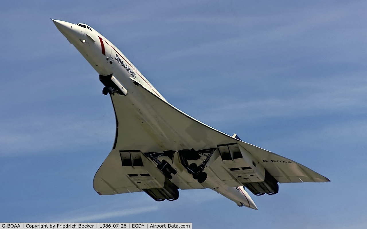 G-BOAA, 1974 Aerospatiale-BAC Concorde 1-102 C/N 100-006, take off from RNAS Yeovilton