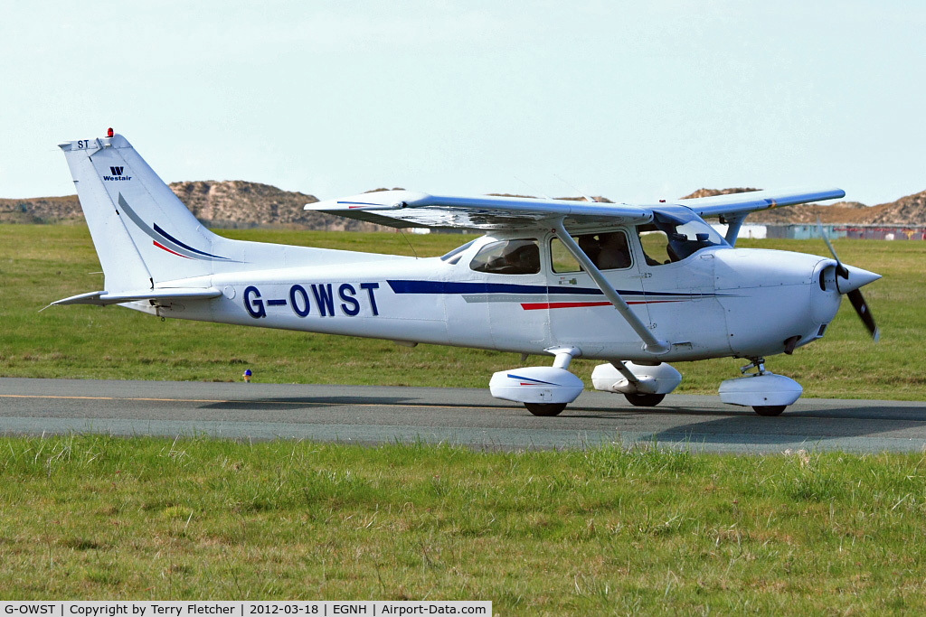 G-OWST, 1999 Cessna 172S C/N 172S-8163, 1999 Cessna 172S, c/n: 172S8163 at Blackpool