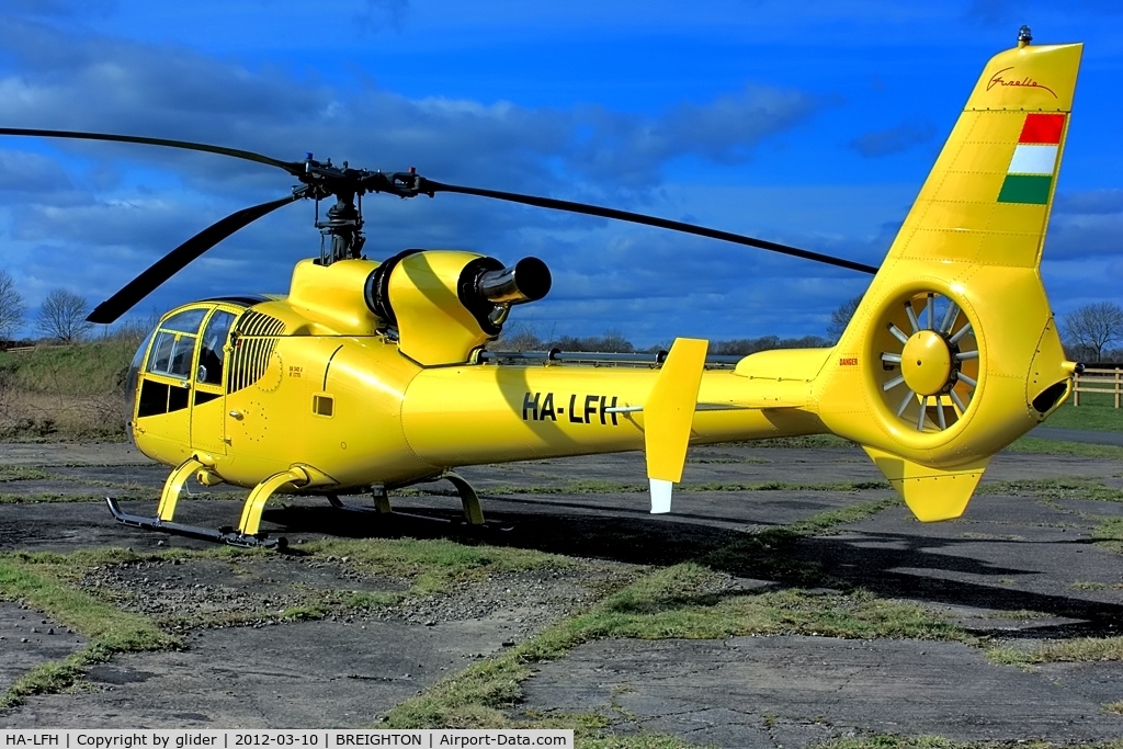 HA-LFH, 1979 Aerospatiale SA-342J Gazelle C/N 1775, Popular parking space for helicopters