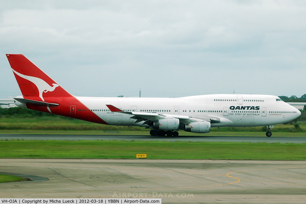 VH-OJA, 1989 Boeing 747-438 C/N 24354, At Brisbane