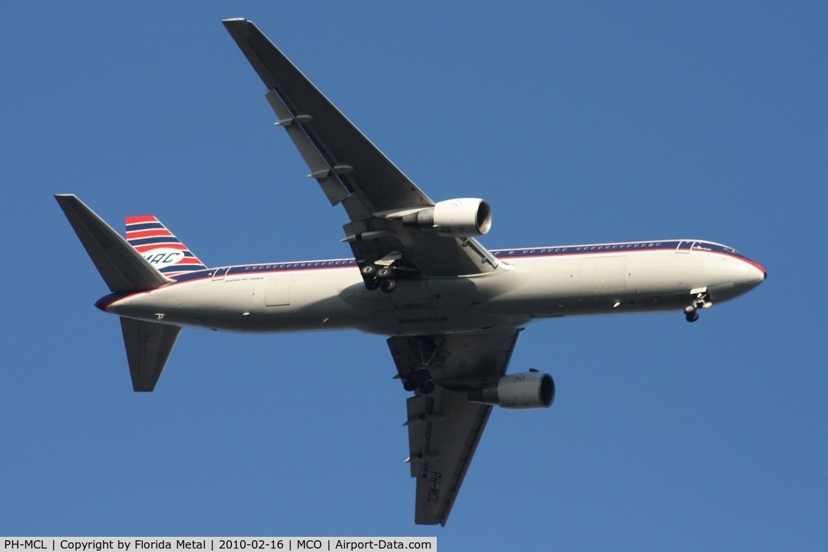 PH-MCL, 1992 Boeing 767-31A/ER C/N 26469, Martinair classic colors