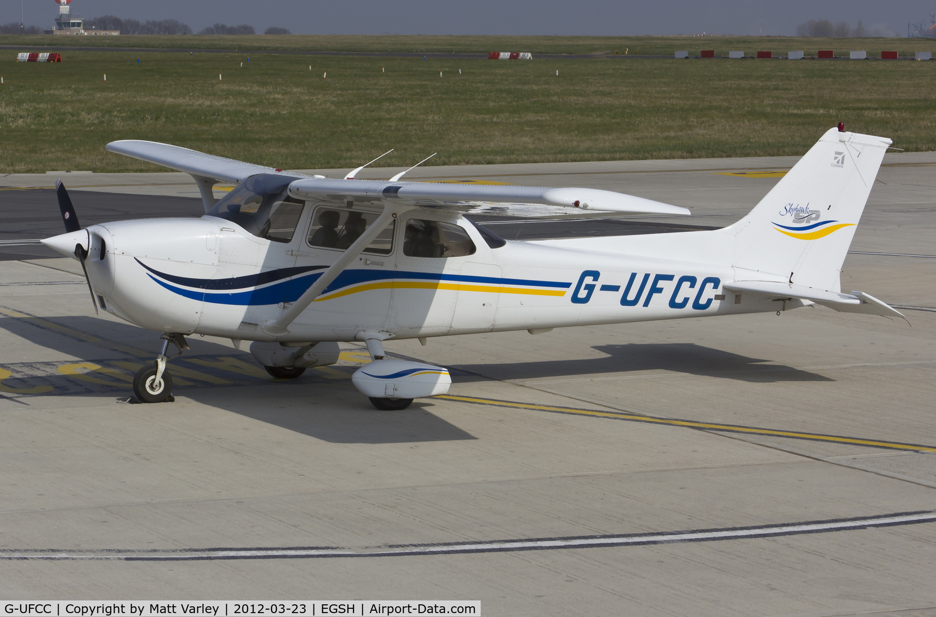 G-UFCC, 2000 Cessna 172S C/N 172S8611, Sat on stand at SaxonAir.