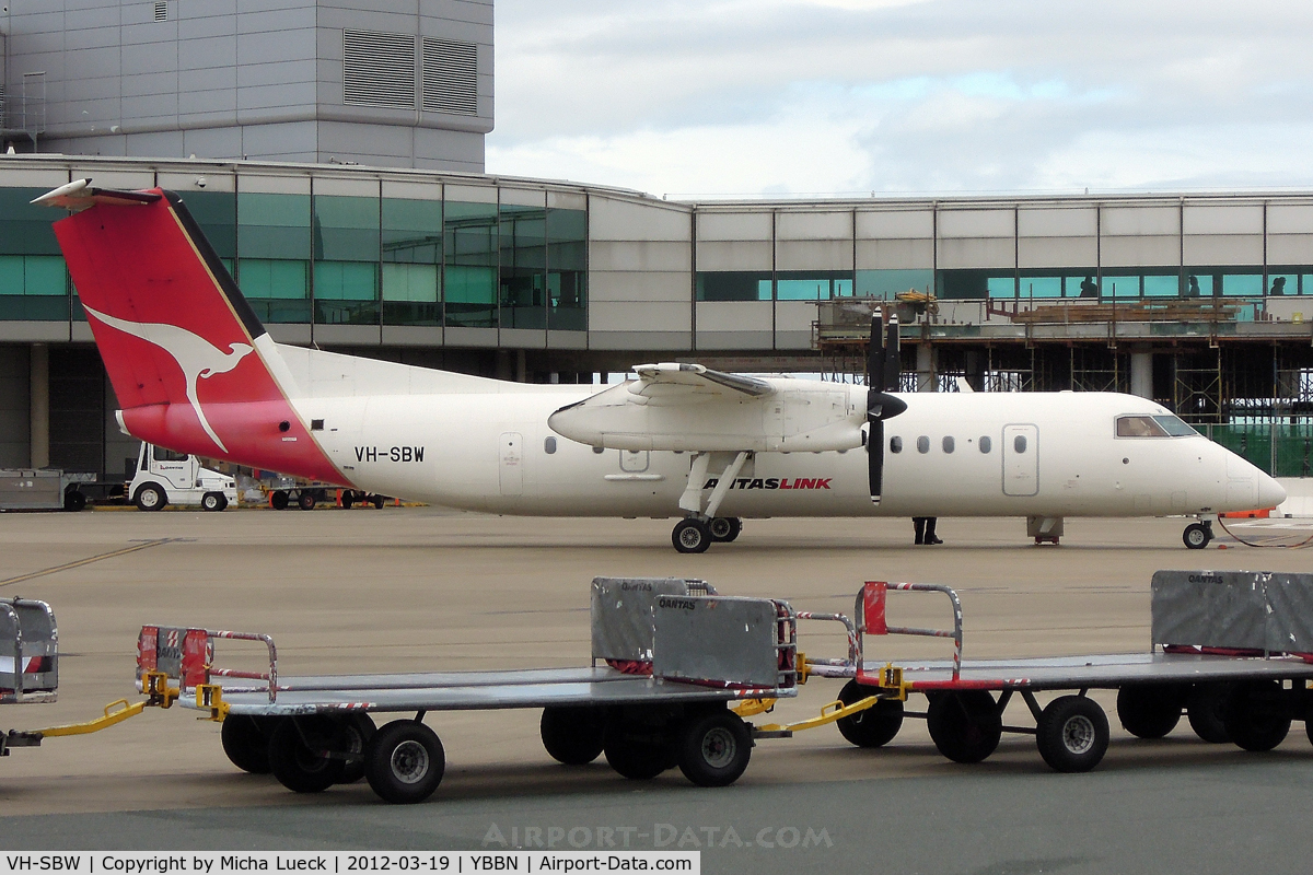 VH-SBW, 2004 De Havilland Canada DHC-8-315Q Dash 8 C/N 599, At Brisbane