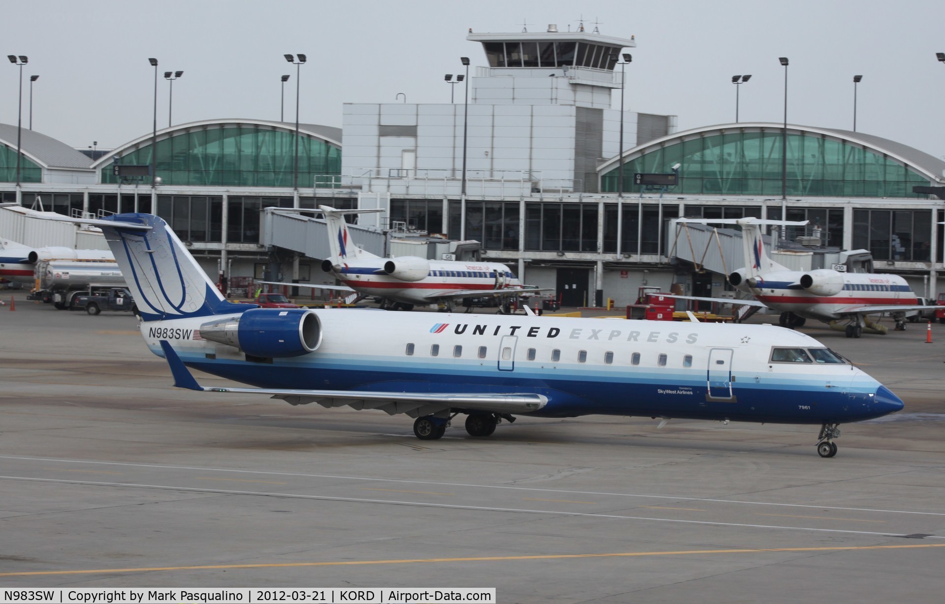 N983SW, 2004 Bombardier CRJ-200ER (CL-600-2B19) C/N 7961, CL-600-2B19