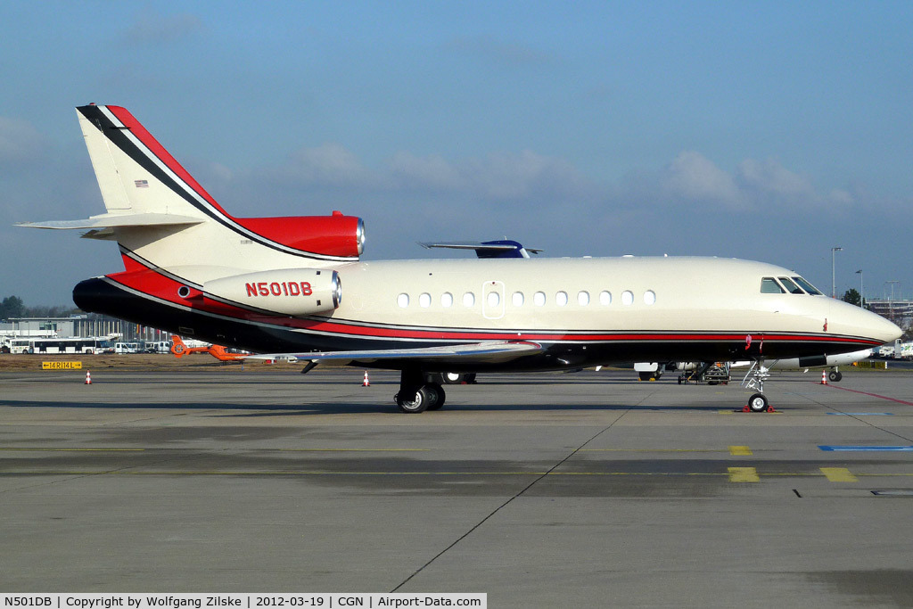 N501DB, 2002 Dassault Falcon 900 C/N 196, visitor