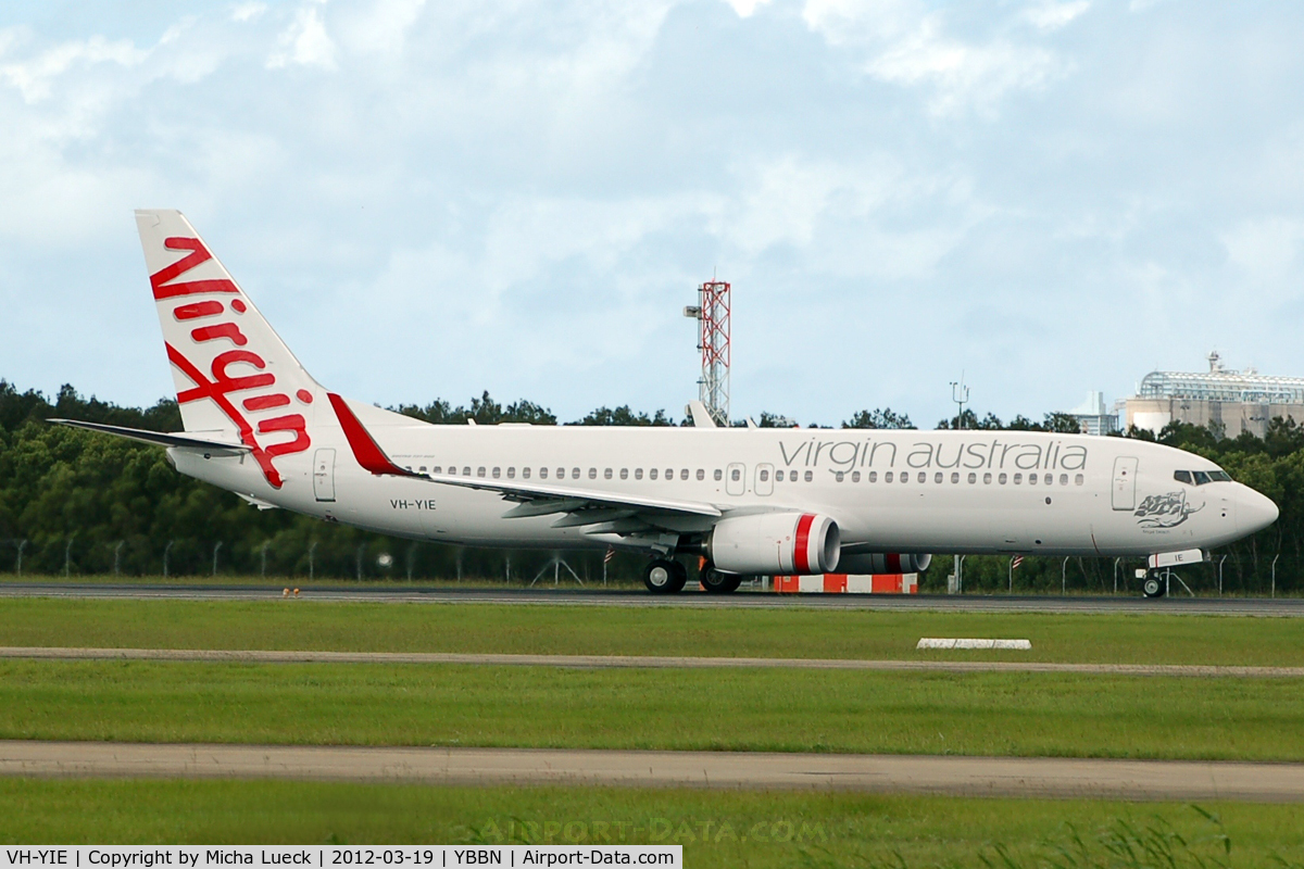 VH-YIE, 2011 Boeing 737-8FE C/N 38708, At Brisbane