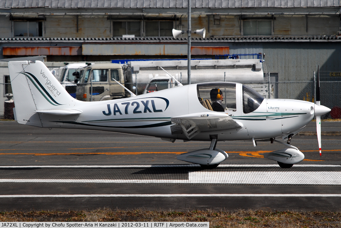 JA72XL, 2010 Liberty XL2 C/N 0121, NikonD200+TAMRON AF 200-500mm F/5-6.3 LD IF