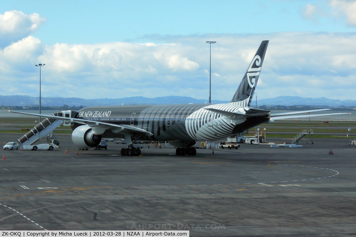 ZK-OKQ, 2011 Boeing 777-306/ER C/N 40689, At Auckland