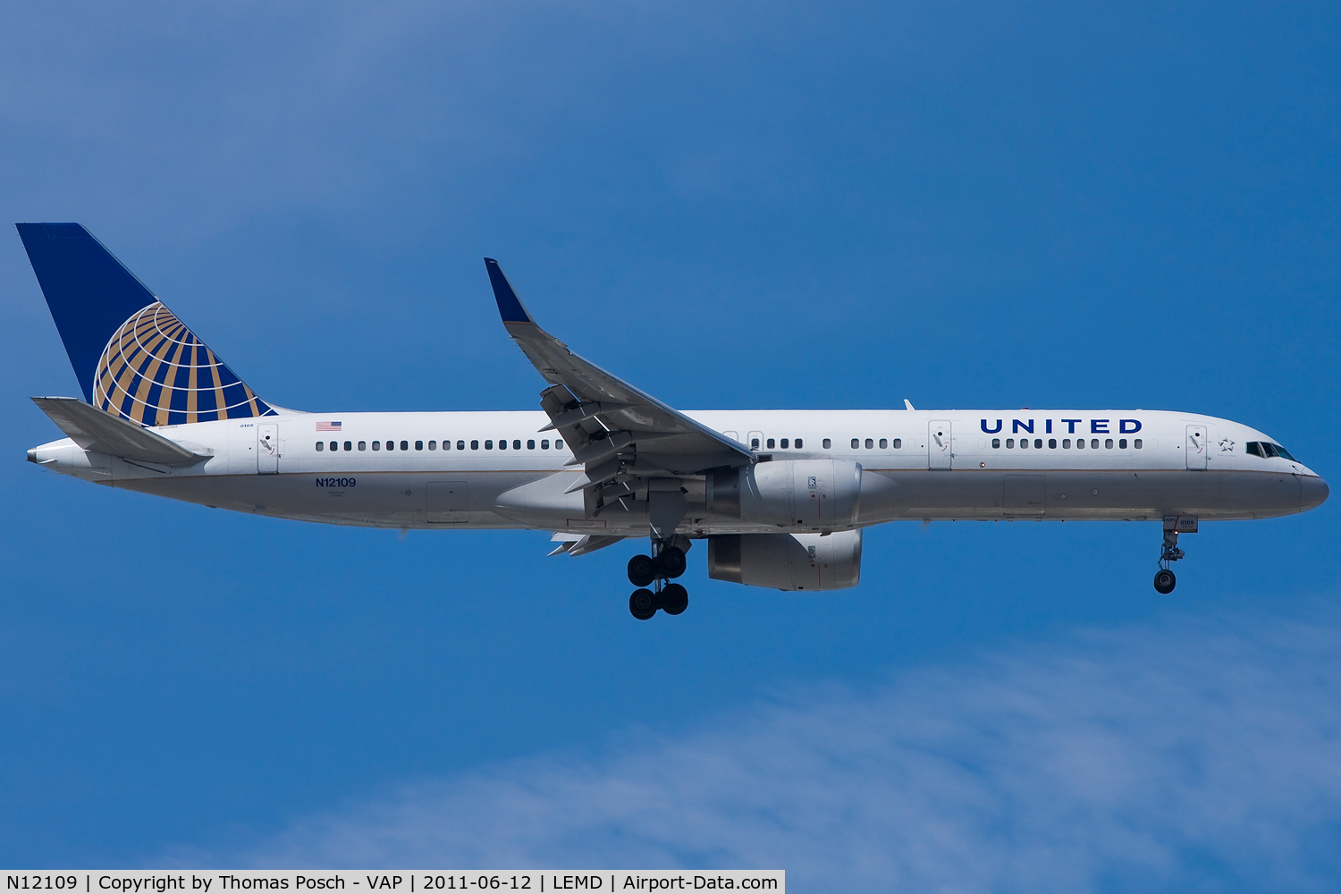 N12109, 1994 Boeing 757-224 C/N 27299, United Airlines
