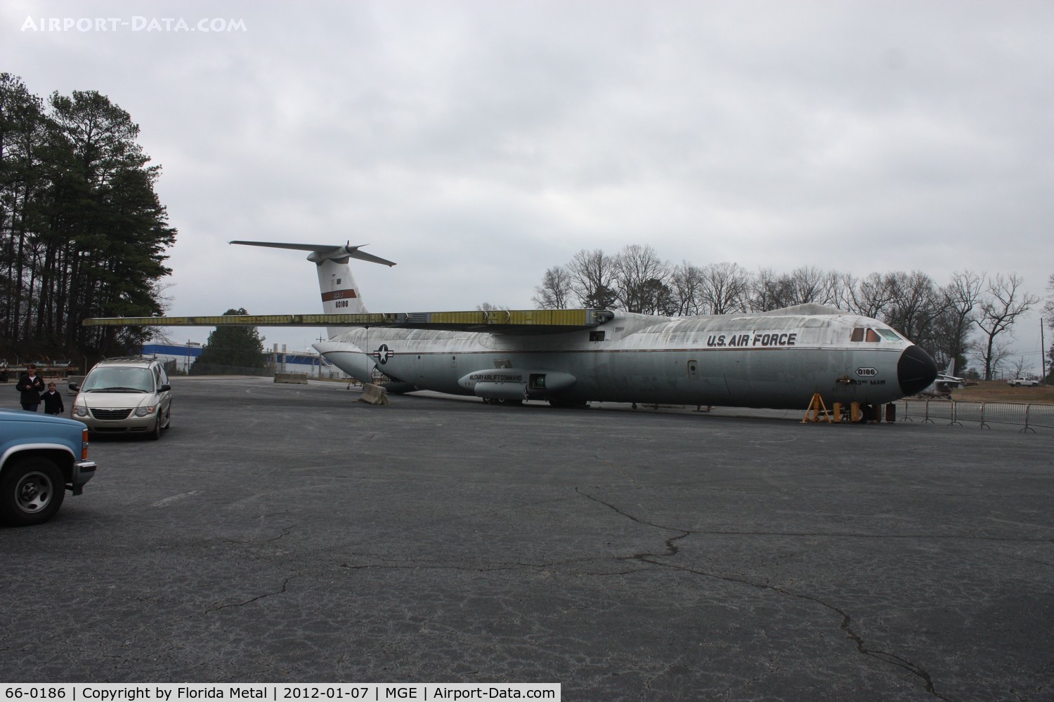 66-0186, 1966 Lockheed C-141A Starlifter C/N 300-6212, YC-141A