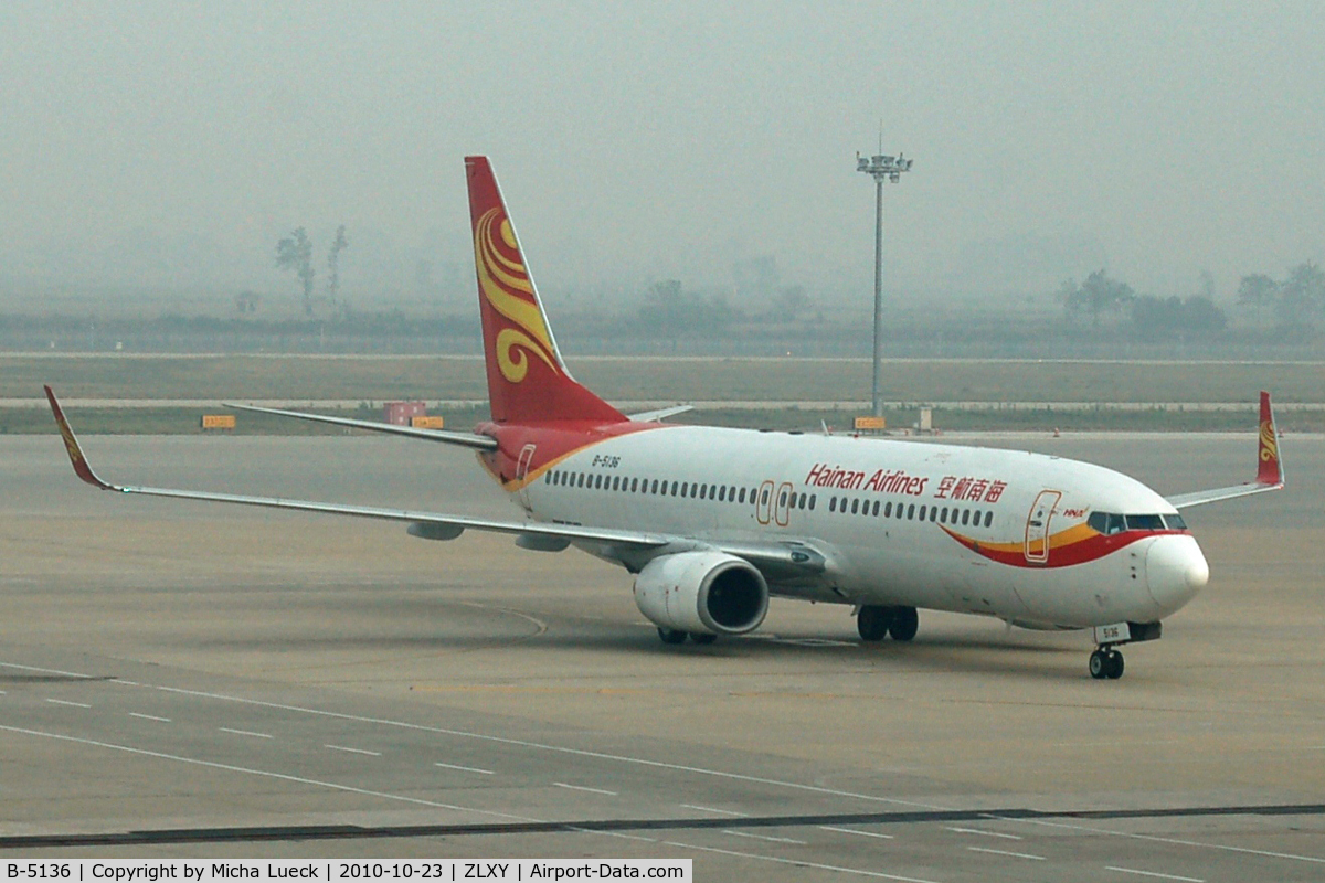 B-5136, 2005 Boeing 737-84P C/N 32605, At Xi'an