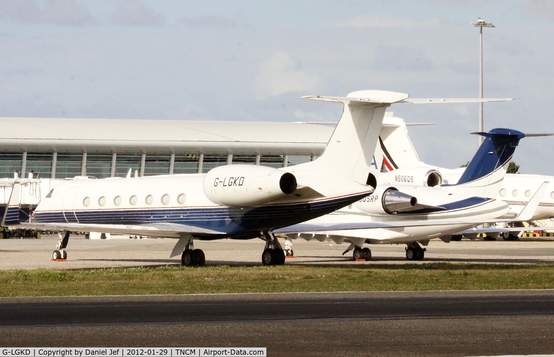 G-LGKD, 2007 Gulfstream Aerospace GV-SP (G550) C/N 5172, G-LGKD