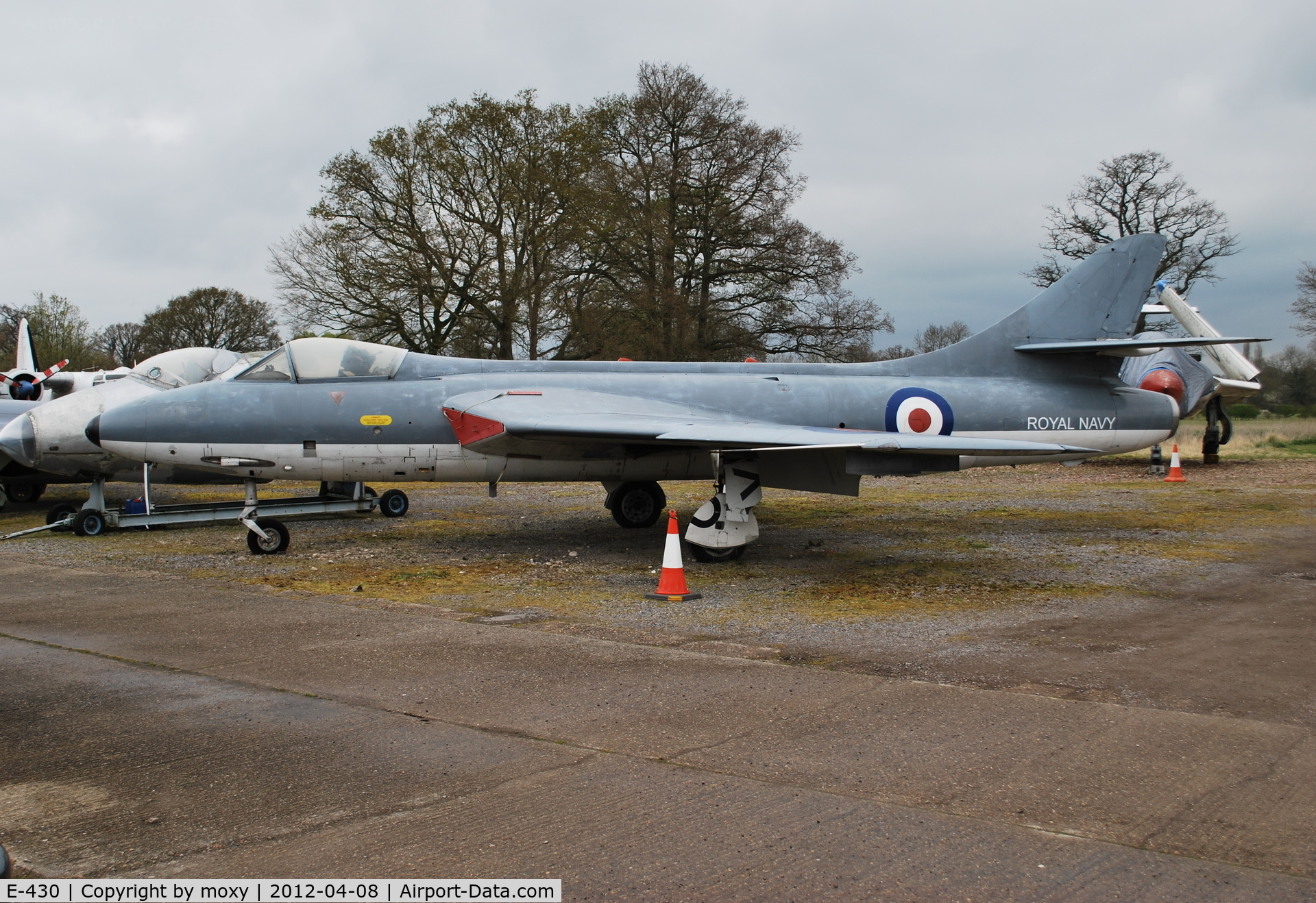 E-430, 1958 Hawker Hunter F.51 C/N 41H-680289, Hawker Hunter F.51 ex Danish AF. Port wing is from XF418 and starboard wing from XG226.
at the Gatwick Aviation Museum.