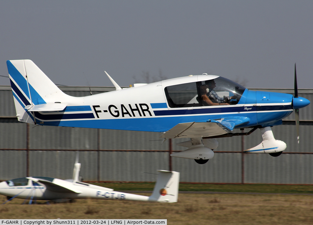 F-GAHR, Robin DR-400-180 Regent C/N 1188, On landing...