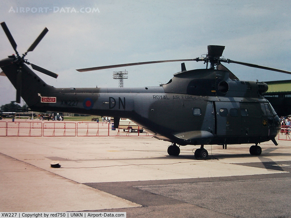 XW227, 1972 Westland Puma HC.1 C/N 1178, Photograph by Edwin van Opstal with permission. Scanned from a color slide.