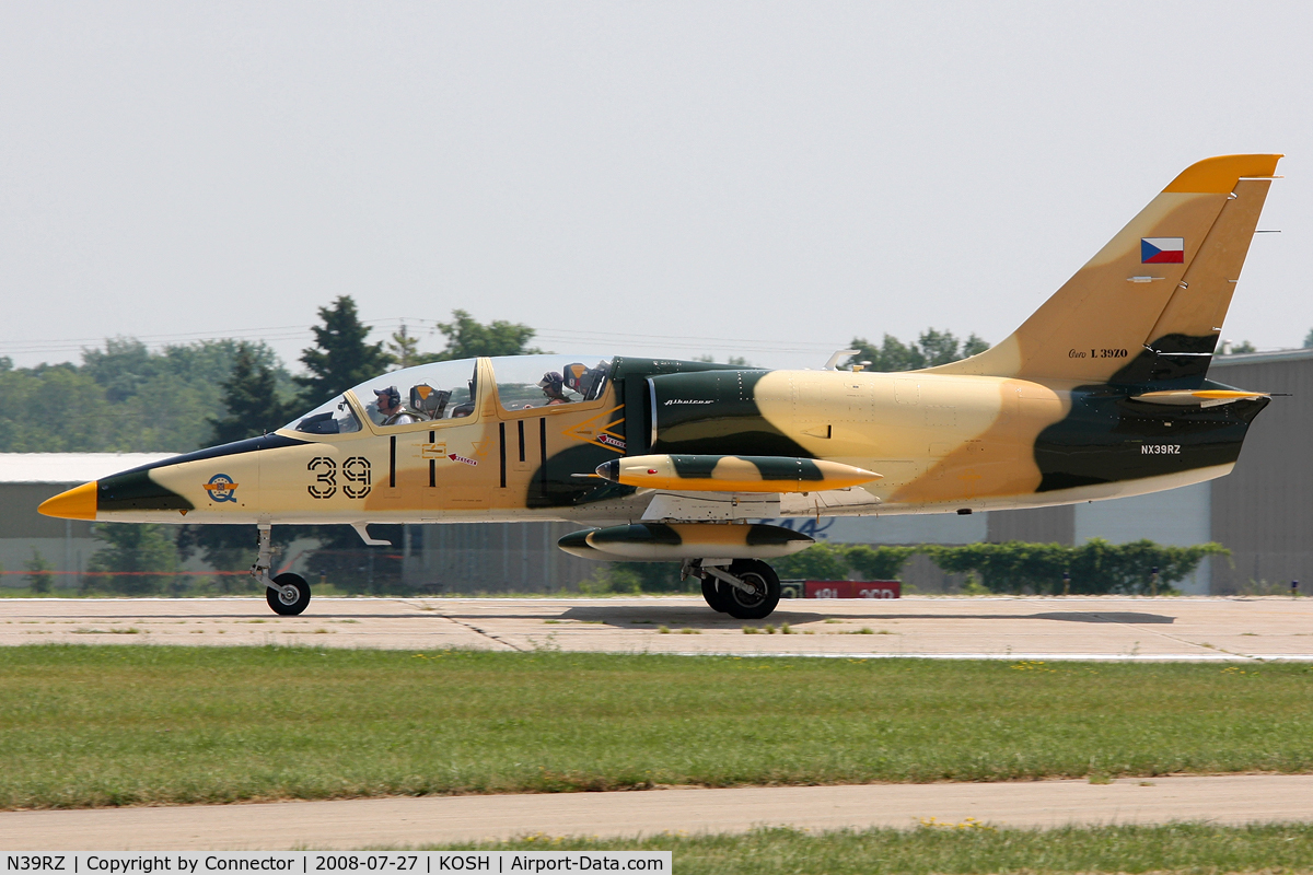 N39RZ, 1977 Aero L-39 Albatros C/N 731003, EAA Airventure 2008.