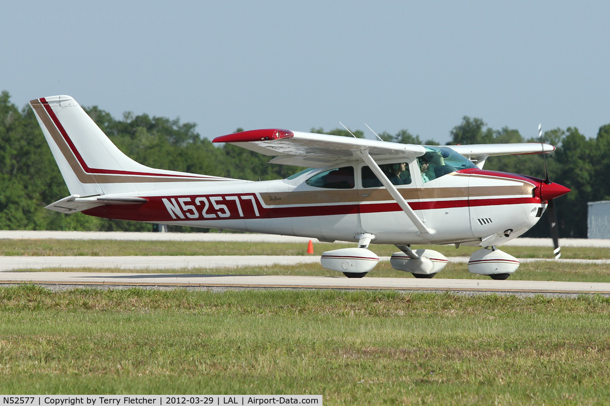N52577, 1973 Cessna 182P Skylane C/N 18262684, 1973 Cessna 182P, c/n: 18262684 at 2012 Sun N Fun