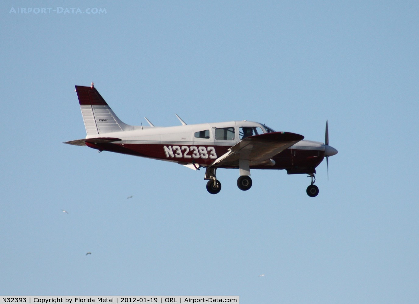 N32393, 1974 Piper PA-28R-200 C/N 28R-7535050, PA-28R-200