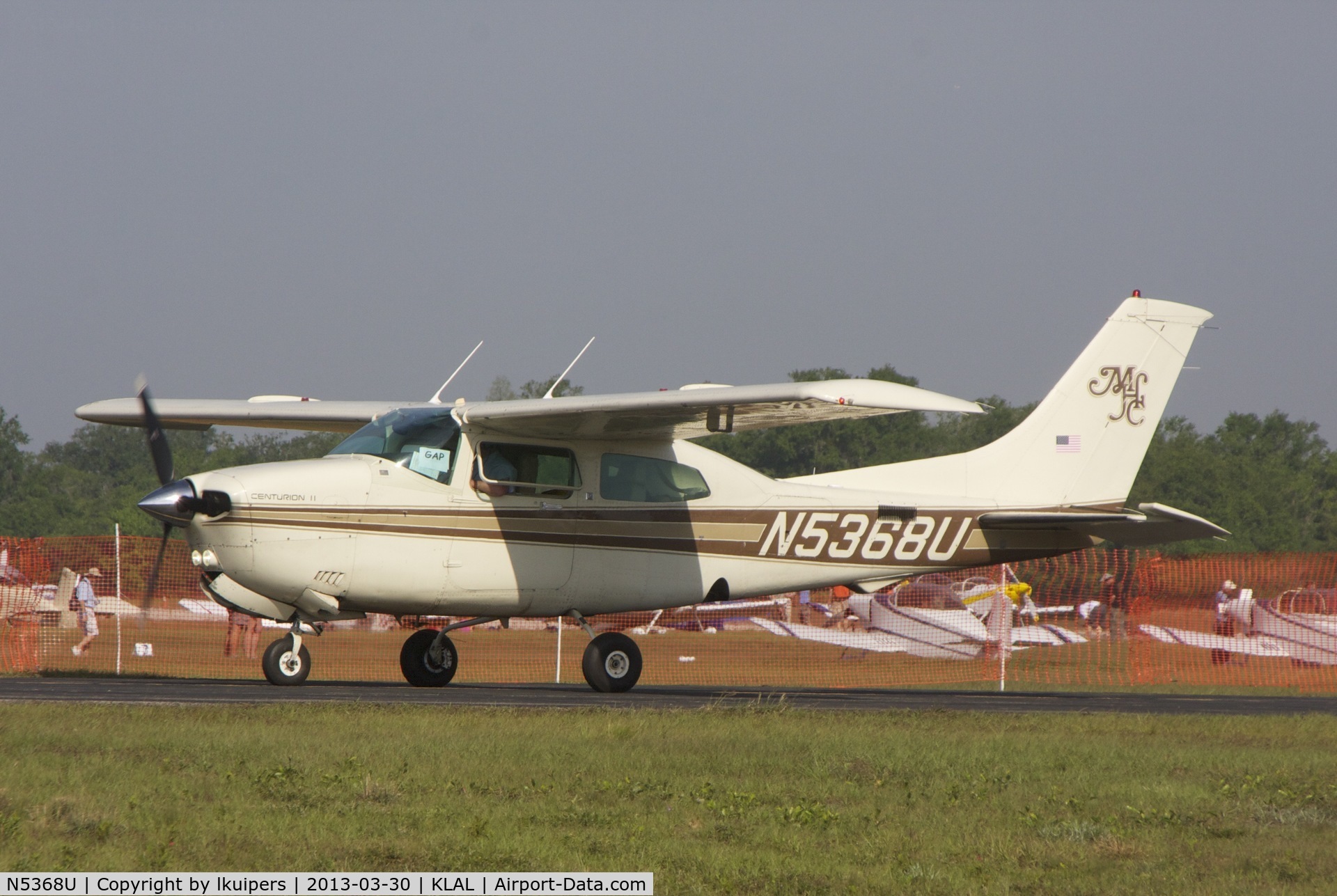 N5368U, 1984 Cessna 210N Centurion C/N 21064880, At Siun 'n Fun 2012