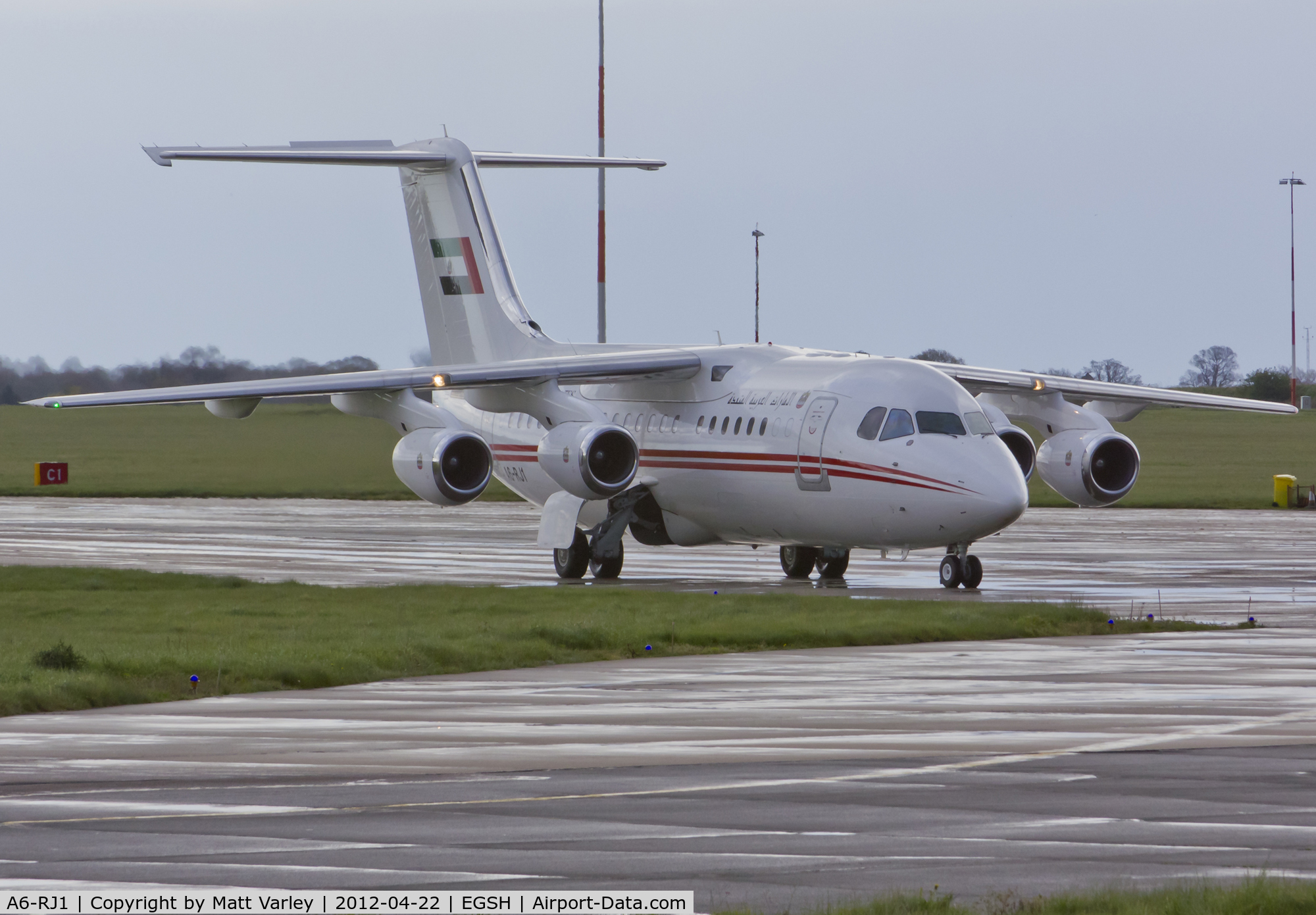 A6-RJ1, 1998 British Aerospace Avro 146-RJ85A C/N E2323, Taxiing to stand 6 for KLM Engineering.