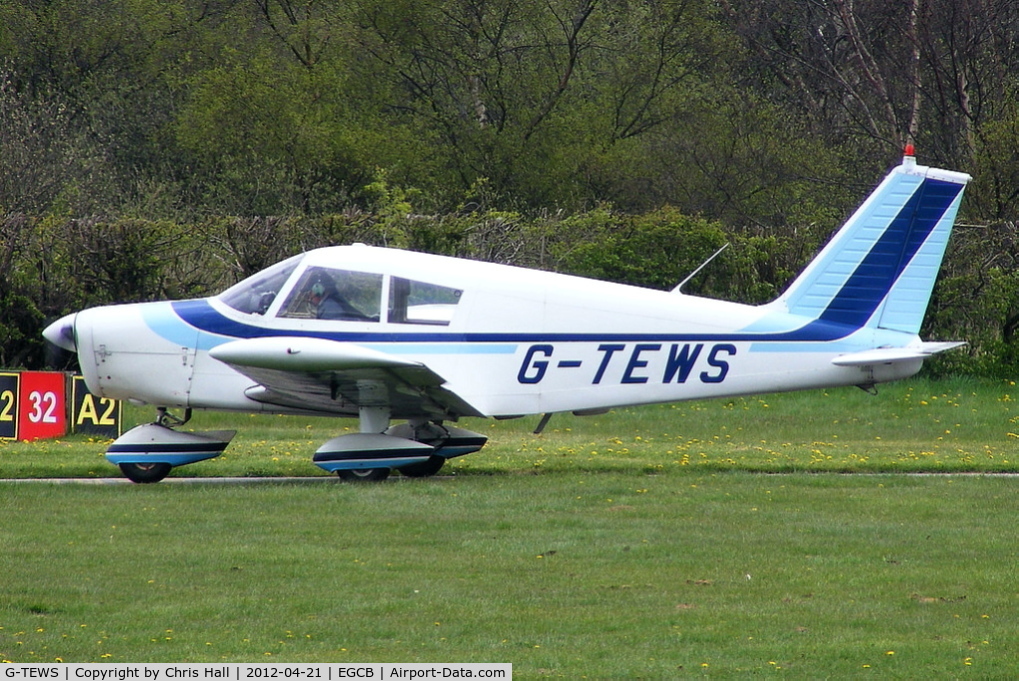 G-TEWS, 1968 Piper PA-28-140 Cherokee B C/N 28-25128, privately owned