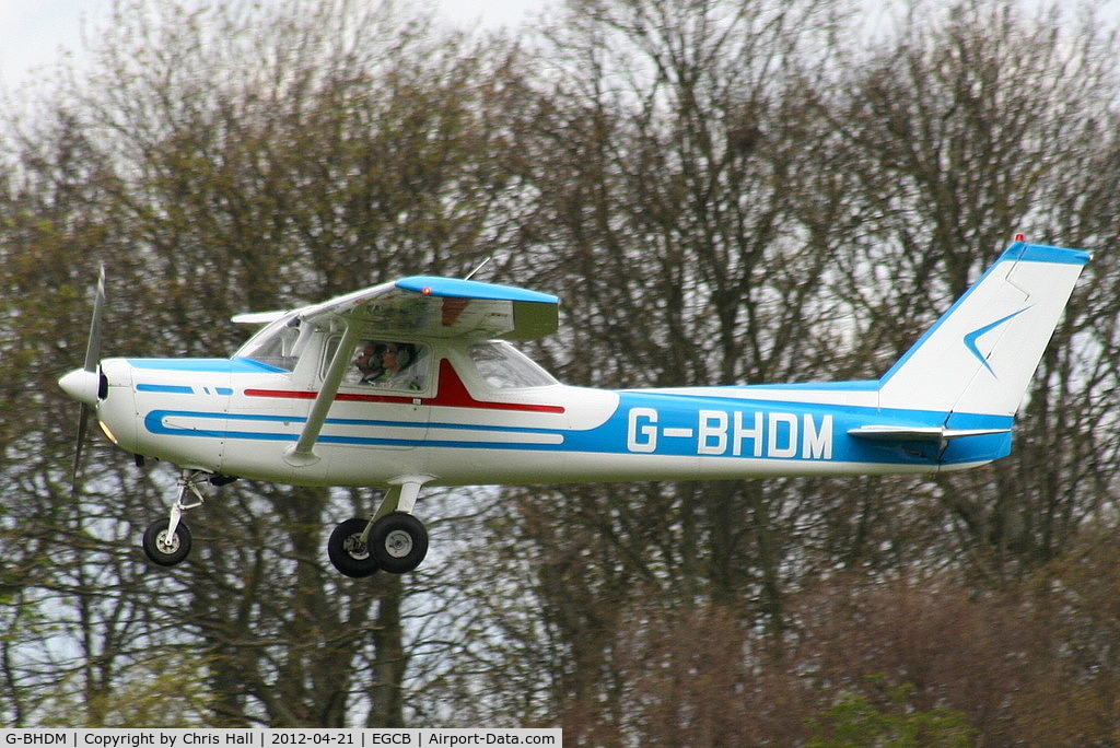 G-BHDM, 1979 Reims F152 C/N 1684, visitor from High Wycombe