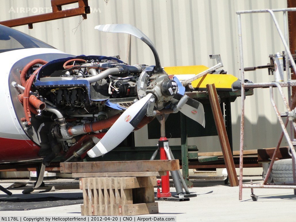 N1178L, 2008 Cessna LC41-550FG C/N 411101, appears the propeller has had some ground contact