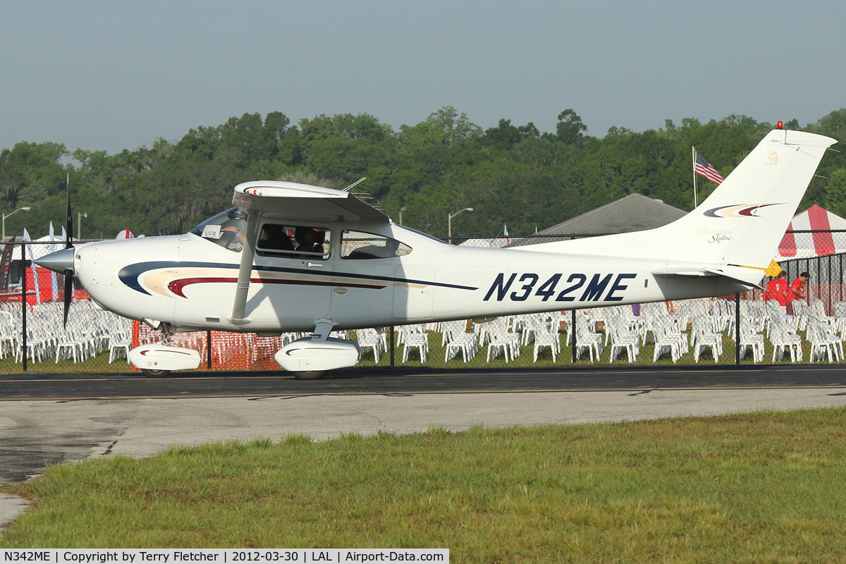 N342ME, 2000 Cessna 182S Skylane C/N 18280738, At 2012 Sun N Fun