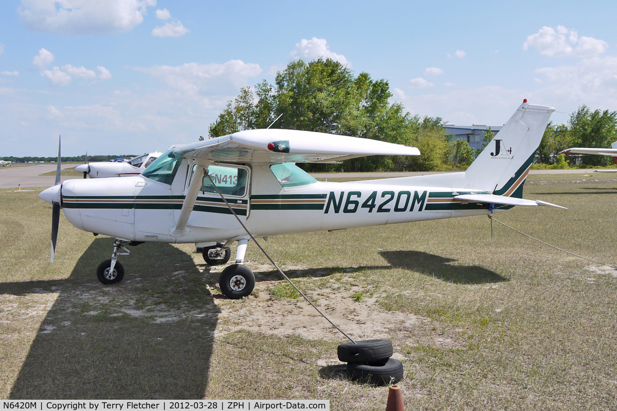 N6420M, 1980 Cessna 152 C/N 15284719, At Zephyrhills Municipal Airport, Florida