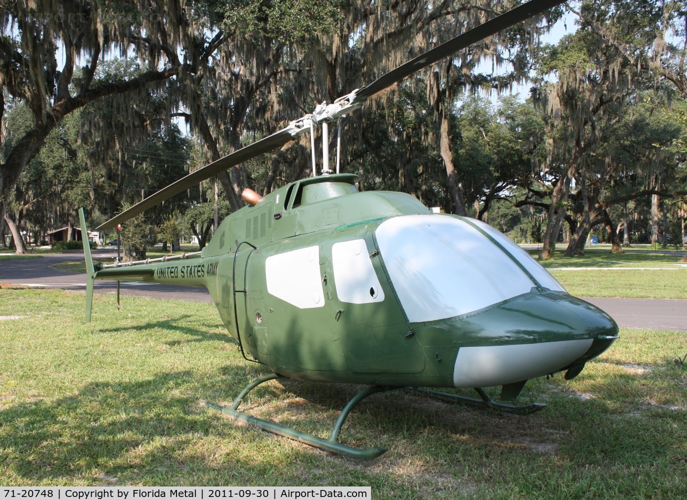 71-20748, 1971 Bell OH-58A Kiowa C/N 41609, OH-58A at Tampa Veterans Park