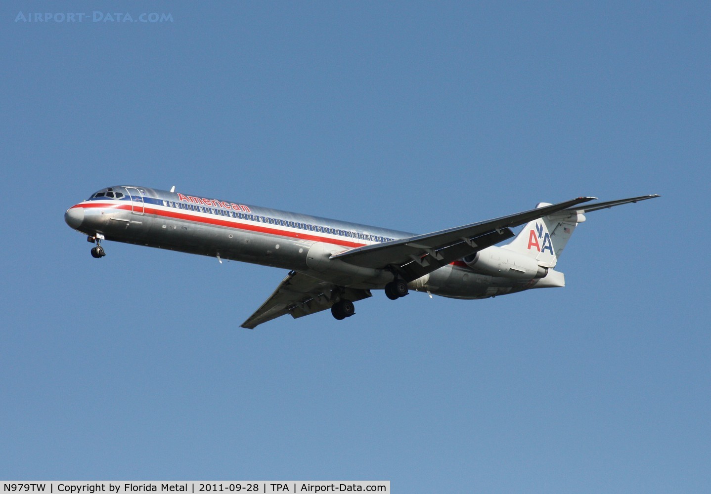 N979TW, 1999 McDonnell Douglas MD-83 (DC-9-83) C/N 53629, American MD-83