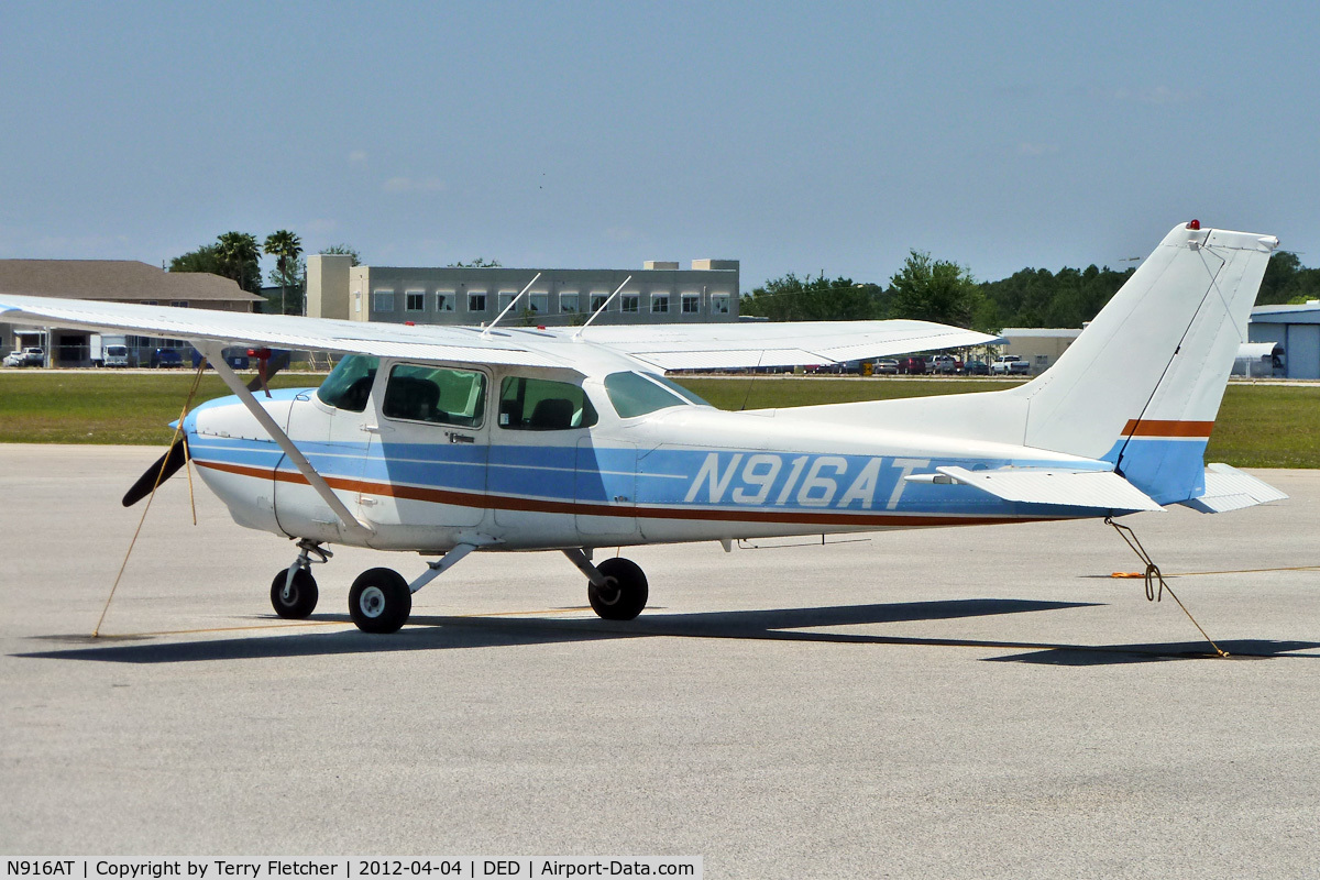 N916AT, 1982 Cessna 172Q Cutlass C/N 17275931, At Deland Airport, Florida