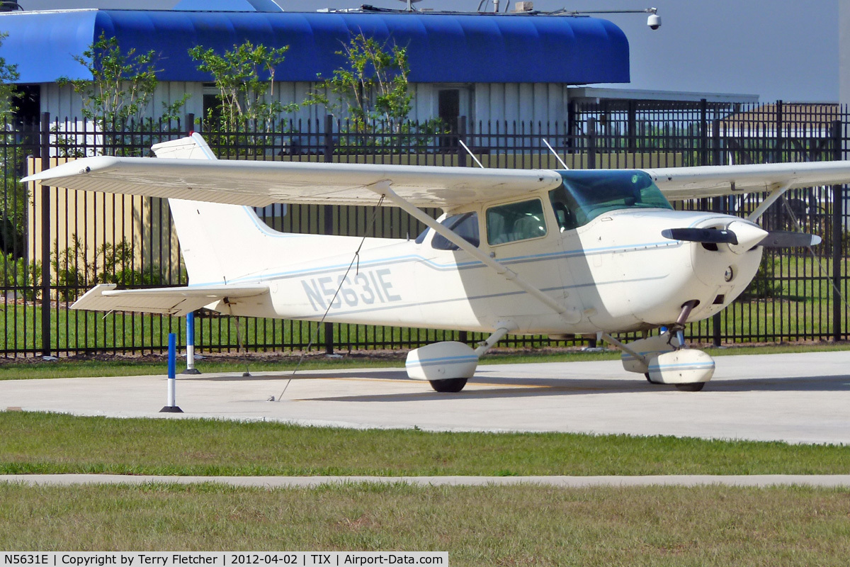 N5631E, 1978 Cessna 172N C/N 17271906, At Space Coast Regional Airport , Florida