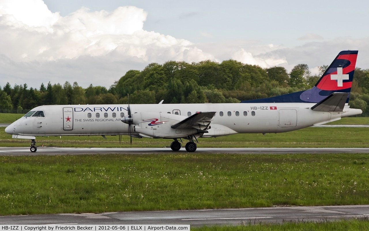 HB-IZZ, 1997 Saab 2000 C/N 2000-048, taxying to the active