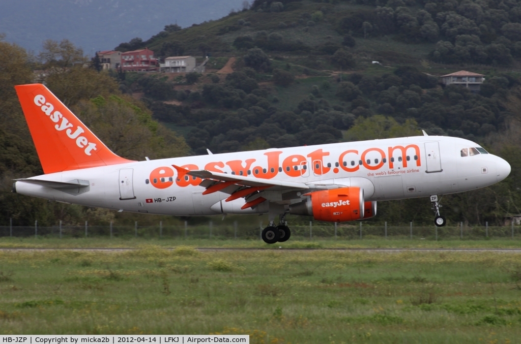 HB-JZP, 2005 Airbus A319-111 C/N 2427, Landing in 20